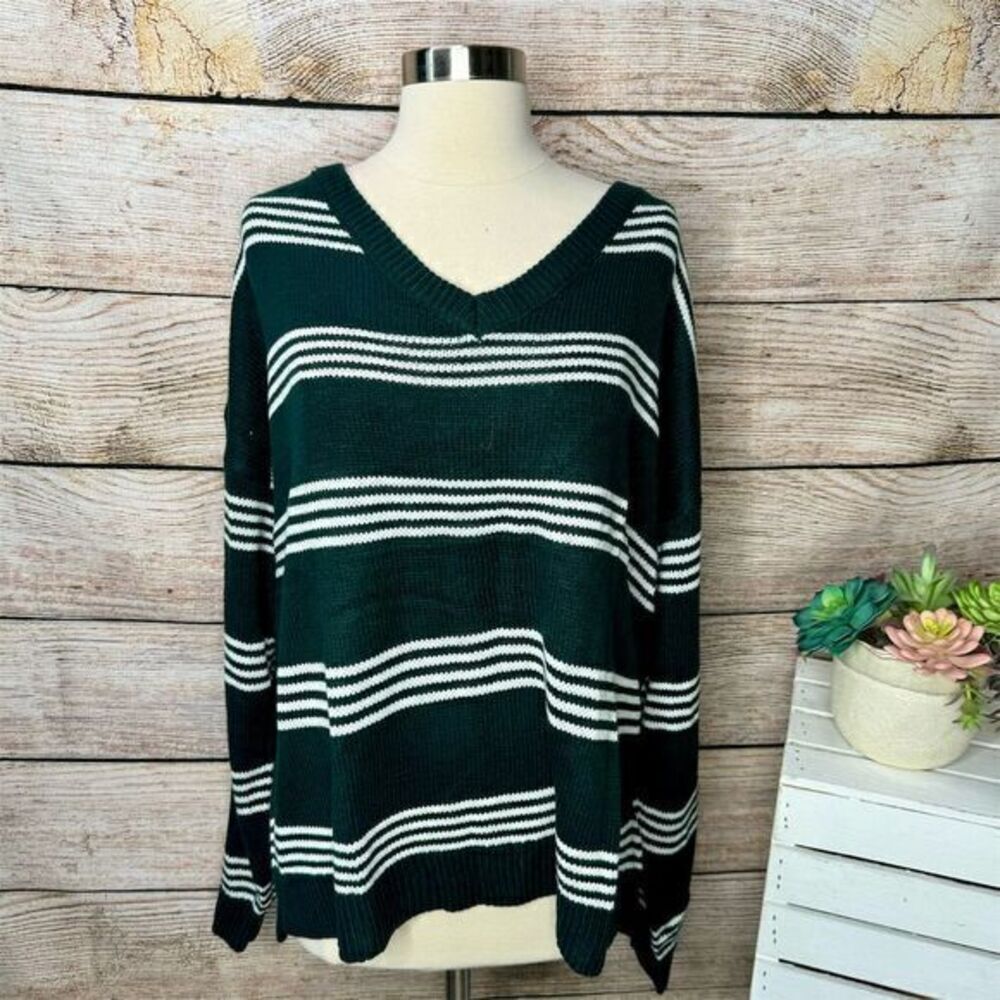 LuLaRoe Torrie XL Green Striped V-Neck Pullover Sweater
